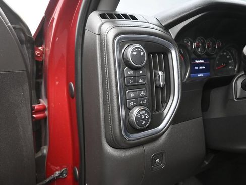 Used 2019 Chevrolet Silverado 1500 RST w/ All-Star Edition AWD/4WD image 13
