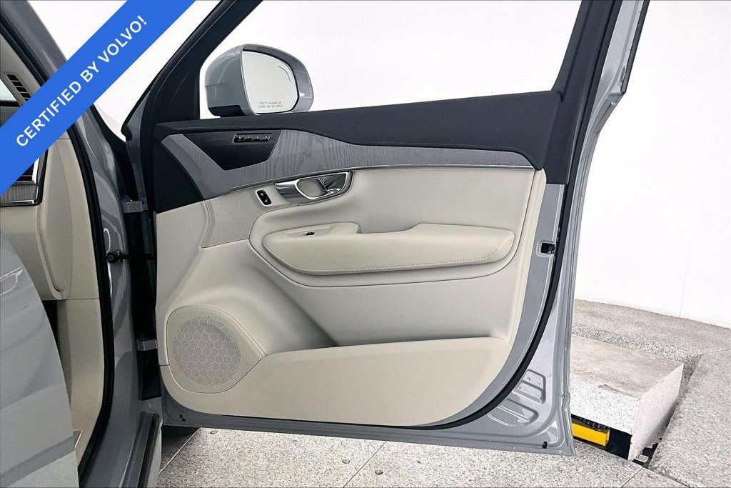 Used 2025 Volvo XC90 T8 Ultra w/ Protection Package Premier AWD/4WD image 19