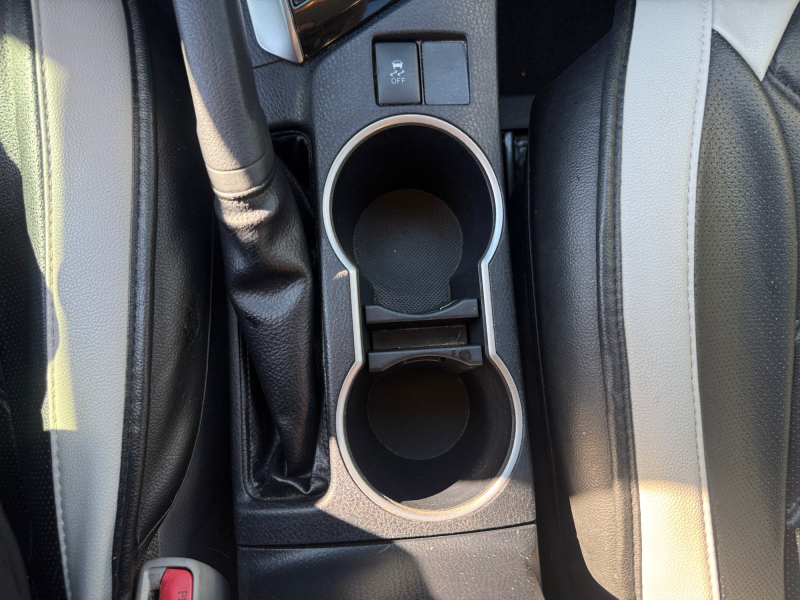 Used 2016 Toyota Corolla L FWD image 16