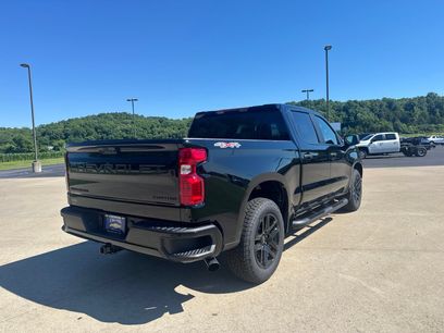 New 2026 Chevrolet Silverado 1500 Custom w/ Turbomax Blackout Package