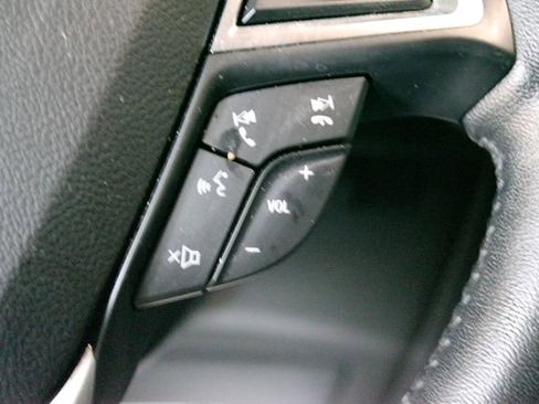 Used 2020 Ford Edge SEL w/ Convenience Package AWD/4WD image 16