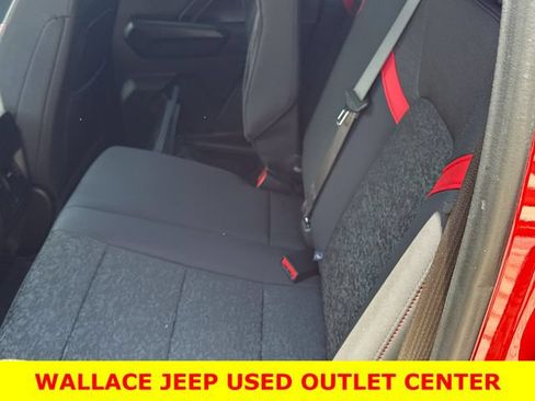 Used 2024 Chevrolet Colorado Z71 w/ Z71 Convenience Package 2 AWD/4WD image 14