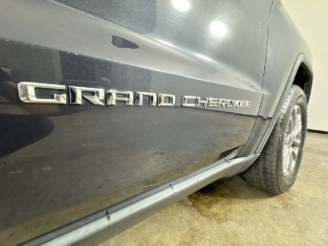 Used 2014 Jeep Grand Cherokee Limited w/ Trailer Tow Group IV RWD image 39