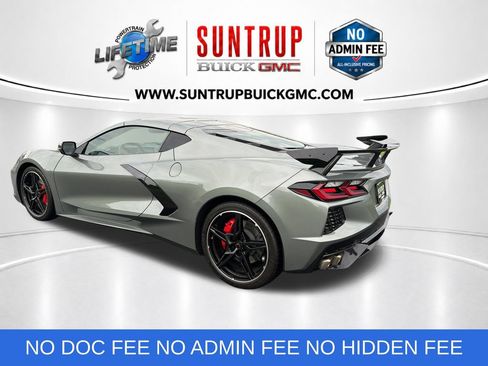 Used 2022 Chevrolet Corvette Stingray Coupe w/ 1LT RWD image 3