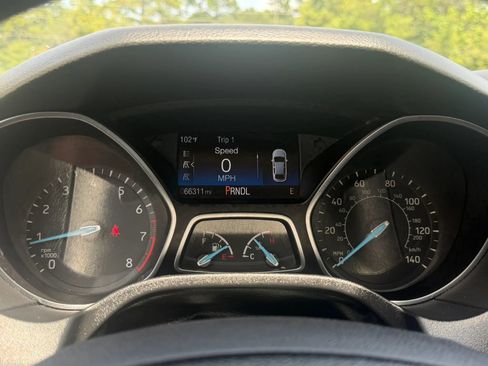 Used 2017 Ford Focus SE FWD image 19