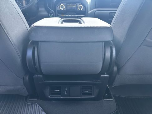 Used 2024 Chevrolet Silverado 1500 Custom image 26