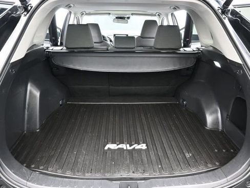 Certified 2023 Toyota RAV4 XLE w/ Convenience Package image 31