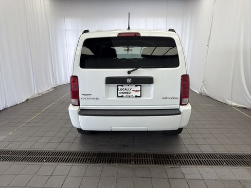 Used 2011 Dodge Nitro Heat w/ Popular Equipment Group RWD image 5