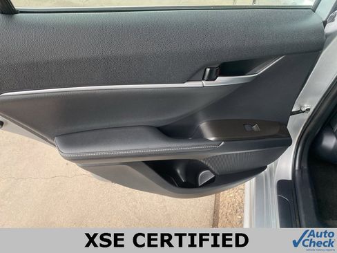 Used 2023 Toyota Camry XSE image 15