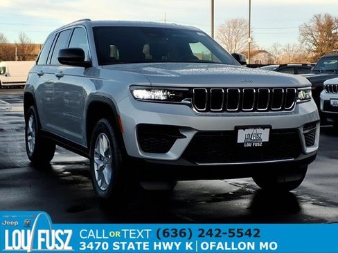 New 2025 Jeep Grand Cherokee Laredo X image 1