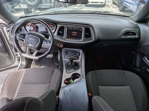 Used 2022 Dodge Challenger SRT Hellcat RWD image 15