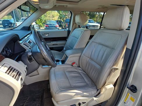 Used 2011 Ford Flex SEL w/ Rapid Spec Order Code image 13