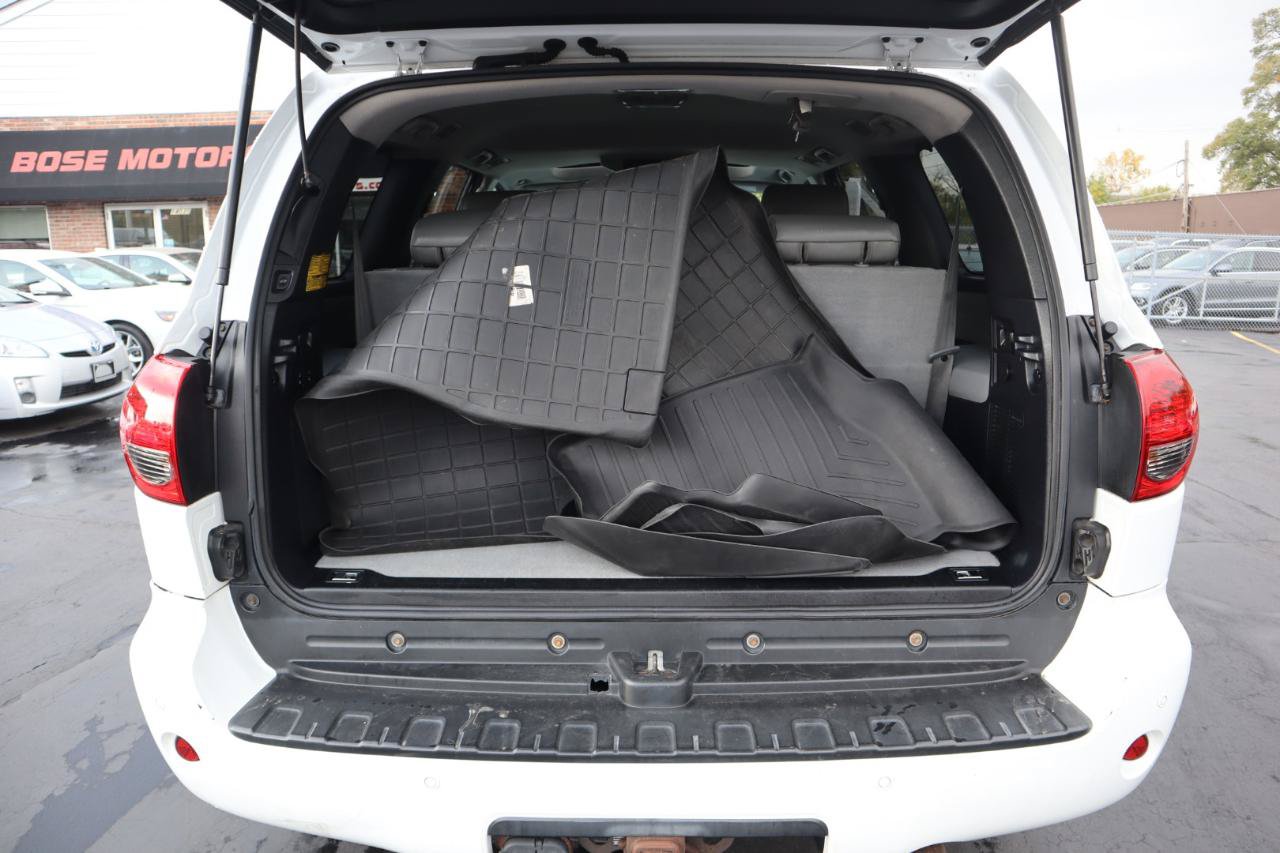 Used 2013 Toyota Sequoia Limited AWD/4WD image 16