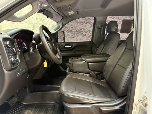 Used 2023 Chevrolet Silverado 2500 W/T w/ WT Fleet Convenience Package image 15