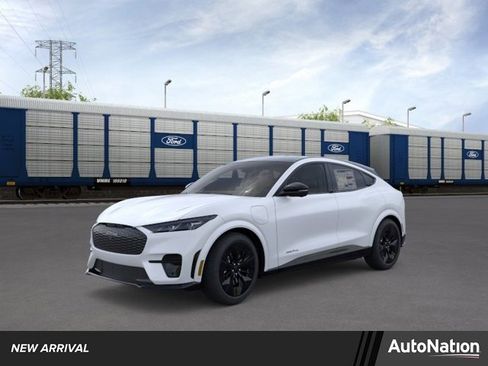 New 2026 Ford Mustang Mach-E GT image 1