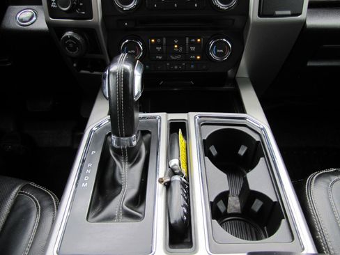Used 2018 Ford F150 Lariat AWD/4WD image 16