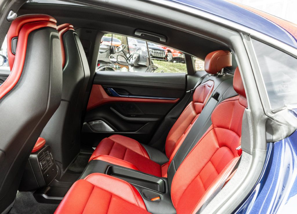 Used 2020 Porsche Taycan 4S AWD/4WD image 25