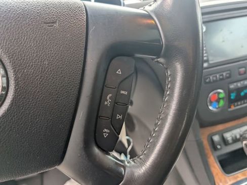 Used 2012 Buick Enclave Premium image 18