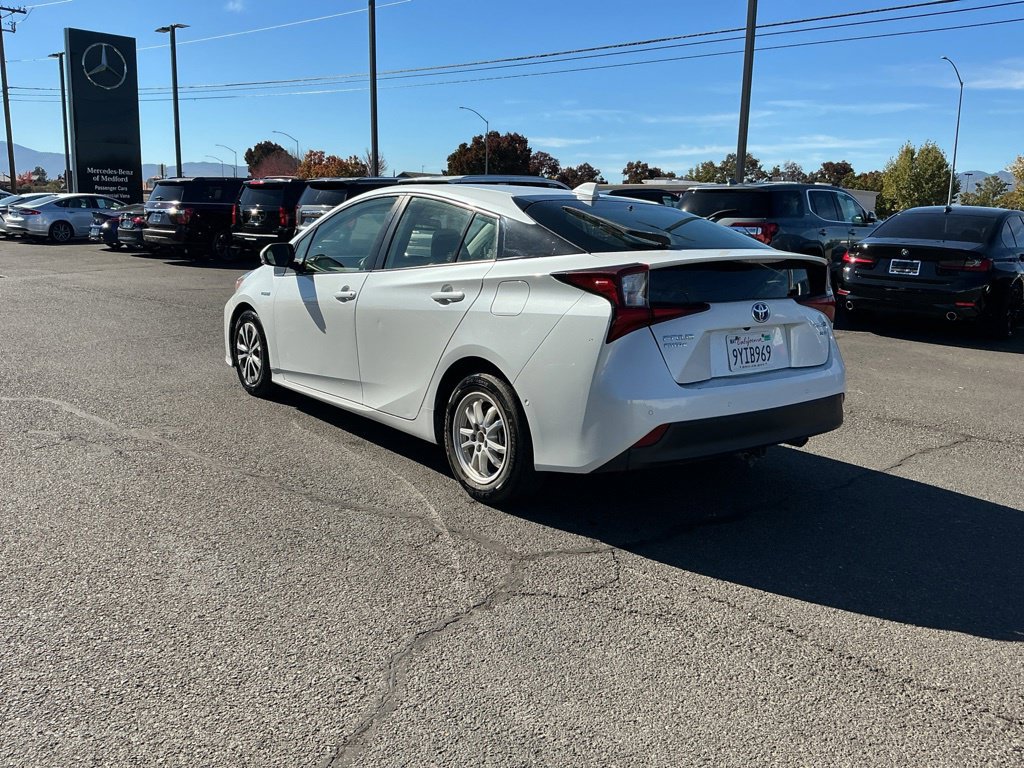 Used 2022 Toyota Prius XLE AWD/4WD image 6