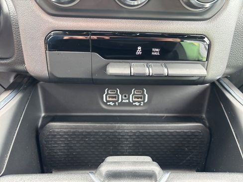 Used 2024 RAM 1500 Big Horn AWD/4WD image 65
