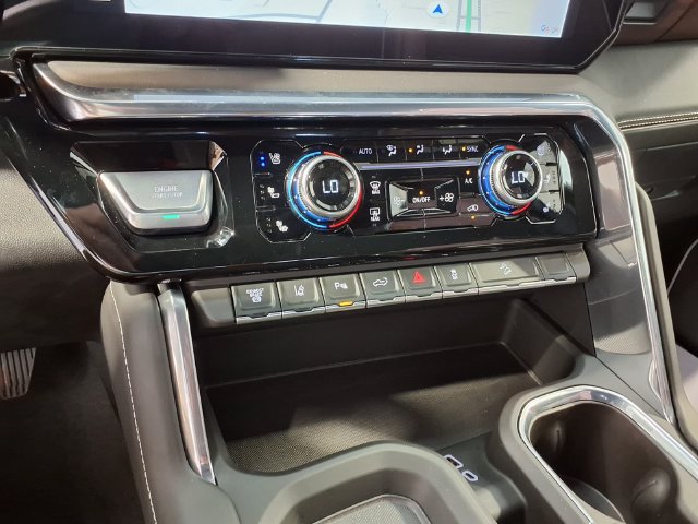 Used 2025 GMC Sierra 2500 Denali Ultimate AWD/4WD image 15