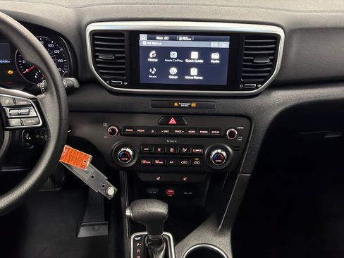 Used 2020 Kia Sportage LX w/ LX Popular Package AWD/4WD image 17
