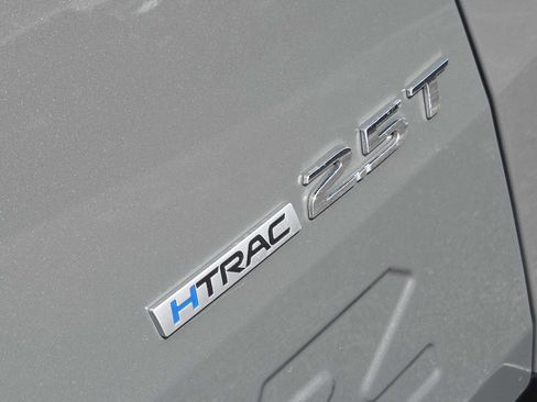 Certified 2023 Hyundai Santa Cruz Limited AWD/4WD image 10