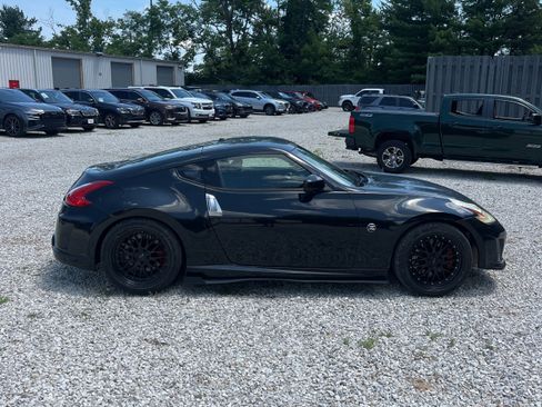 Used 2013 Nissan 370Z NISMO w/ Bose Pkg RWD image 11