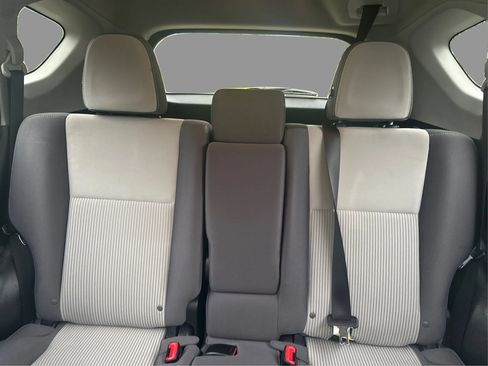 Used 2014 Toyota RAV4 XLE AWD/4WD image 27