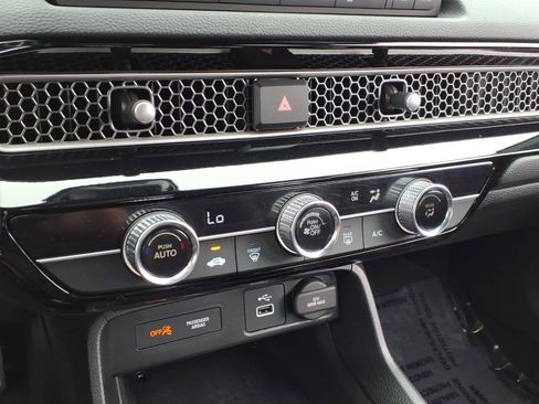 Used 2023 Honda Civic Sport image 18