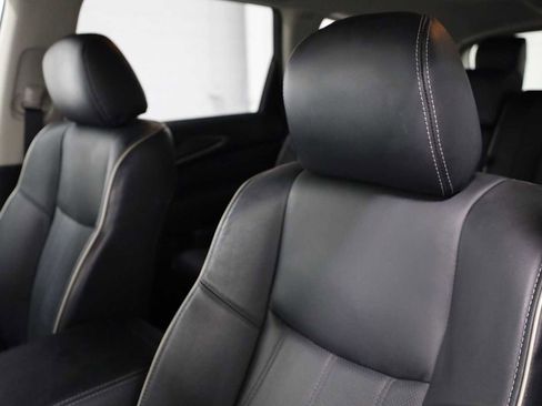 Used 2017 INFINITI QX60 AWD w/ Premium Plus Package image 18