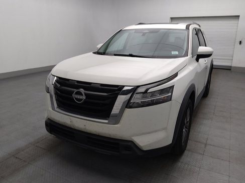 Used 2022 Nissan Pathfinder SV w/ SV Premium Package AWD/4WD image 15