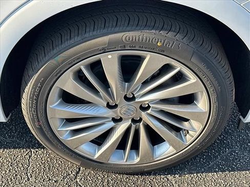 New 2026 Buick Envision Avenir AWD/4WD image 13