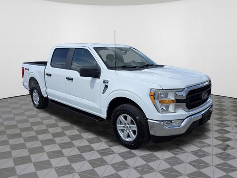 Used 2021 Ford F150 XLT w/ Trailer Tow Package AWD/4WD image 4
