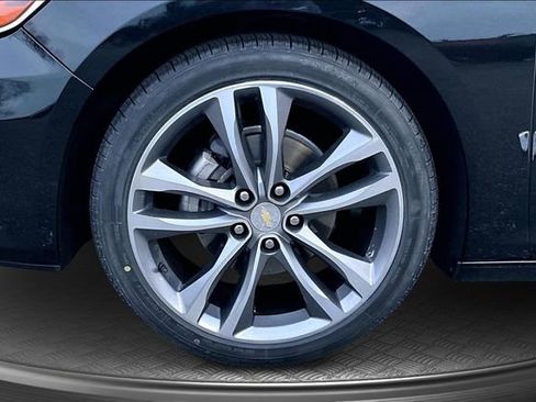 Used 2023 Chevrolet Malibu LT image 32