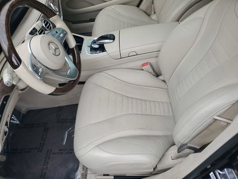 Used 2019 Mercedes-Benz S 560 Sedan image 17