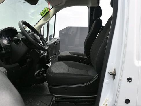 Used 2023 RAM ProMaster 2500 FWD image 14