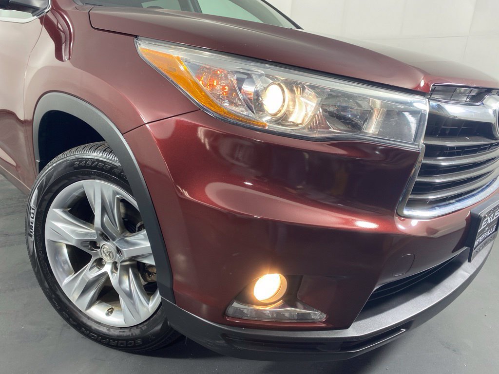 Used 2014 Toyota Highlander Limited AWD/4WD image 4