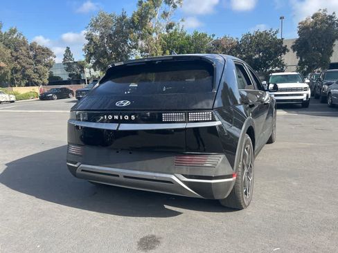 Used 2024 Hyundai Ioniq 5 SEL image 3