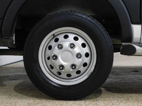 Used 2024 Ford Transit 250 Low Roof AWD w/ Exterior Upgrade Package image 91