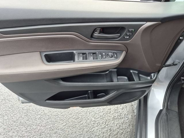 Used 2024 Honda Odyssey EX-L image 12