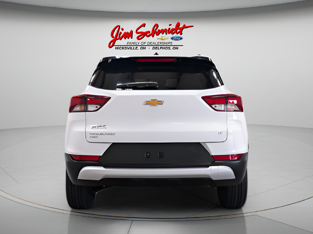 Used 2025 Chevrolet TrailBlazer LT AWD/4WD image 5