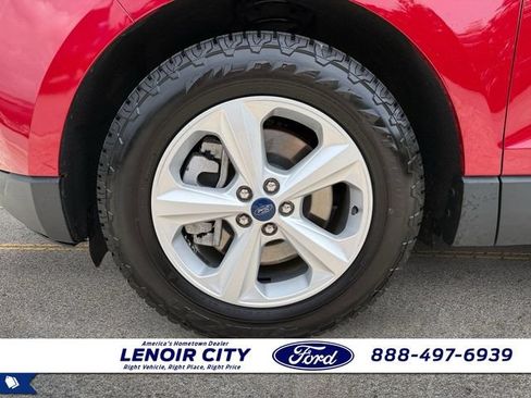 Certified 2022 Ford Edge SEL w/ Sport Appearance Package AWD/4WD image 9