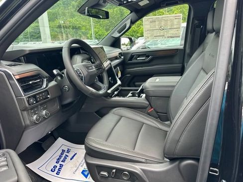 New 2026 GMC Yukon Denali AWD/4WD image 18