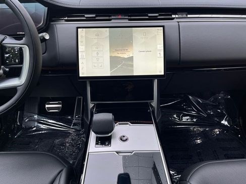 New 2026 Land Rover Range Rover Long Wheelbase SE AWD/4WD image 15