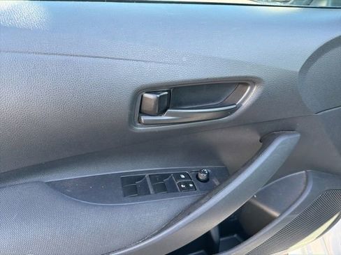 Used 2024 Toyota Corolla LE image 25