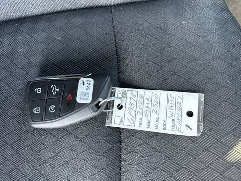 Used 2024 GMC Sierra 2500 SLE w/ SLE Value Package; image 21