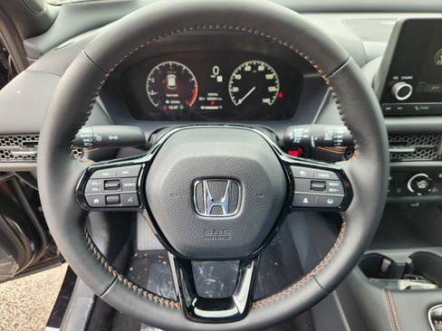 New 2025 Honda HR-V Sport image 9