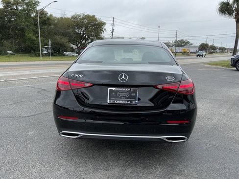 Used 2025 Mercedes-Benz C 300 Sedan image 3
