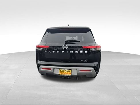 New 2025 Nissan Pathfinder Platinum image 8